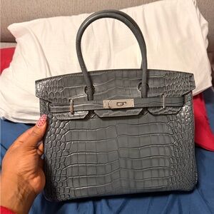 Elegant Gray Crocodile Embossed Women's Handbag